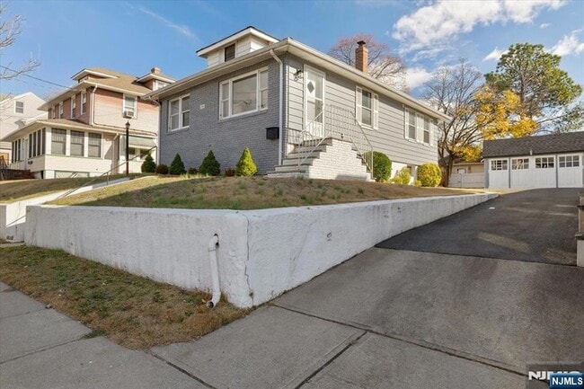 Photo - 79 Lincoln Ave