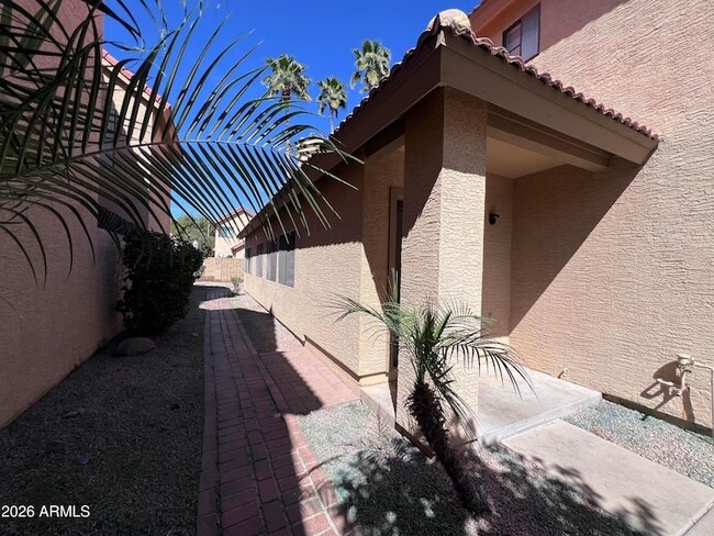 Photo - 4568 W Ivanhoe St