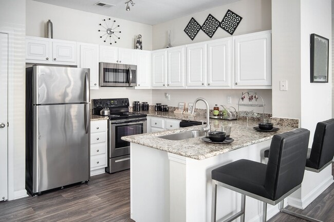 Photo - Manchester Place Apartments