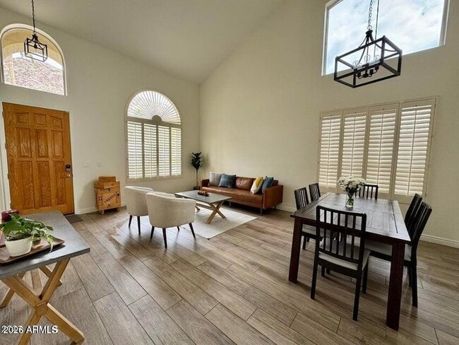 Photo - 1405 E Goldenrod St