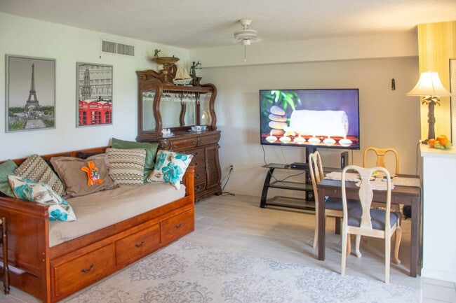 Photo - 275 Palm Ave Unit SI ID1631324P
