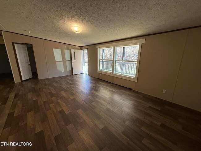 Photo - 8211 Barker Rd