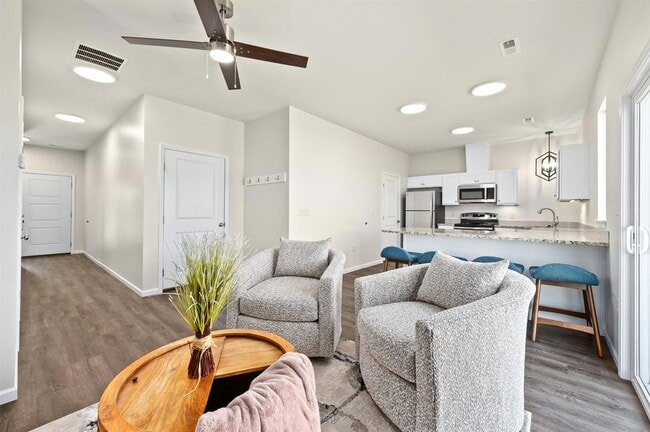 Photo - 288 Copper Tail Ln