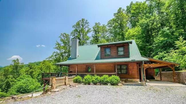 Building Photo - 966 Gibson Rd