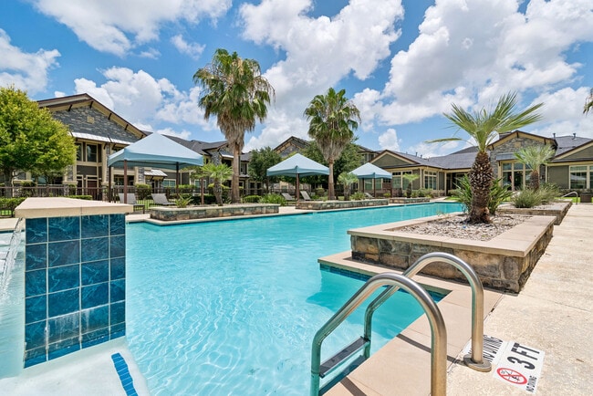 Building Photo - Plantation Park Apartments