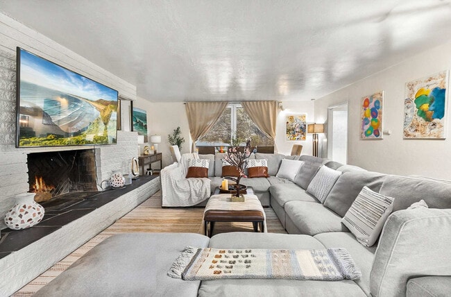 Photo - 4989 Randlett Dr Unit SI ID1464997P