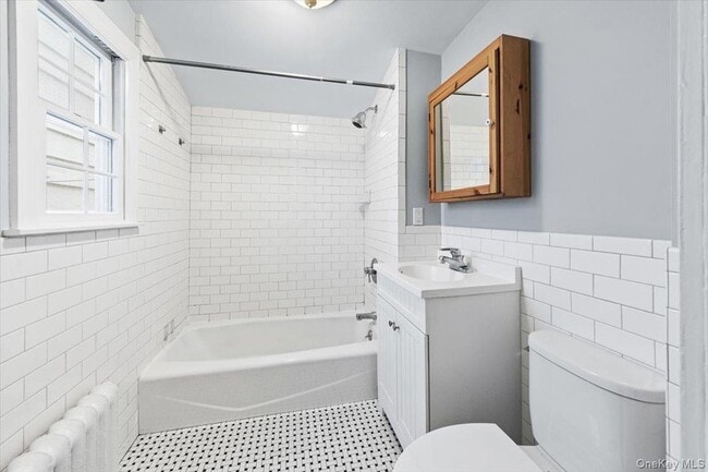 Photo - 9 N Dearman St