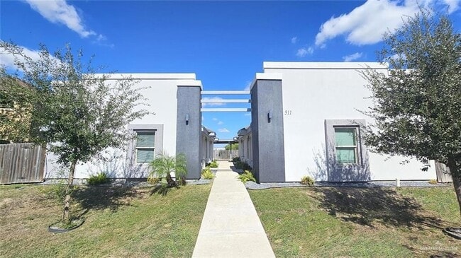 Building Photo - 511 Lotto Ln Unit 1