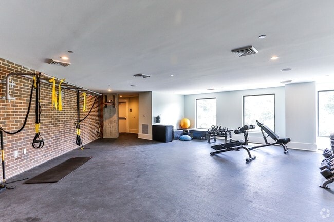 crossfit room - Berkshire Dilworth