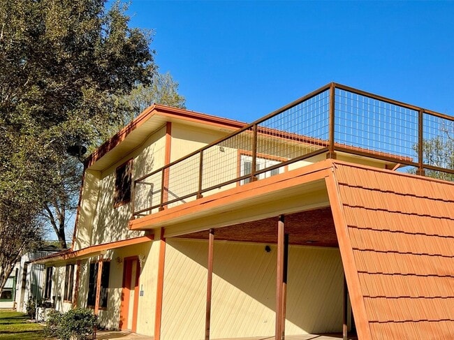 Photo - 114 Hollaway St Unit A