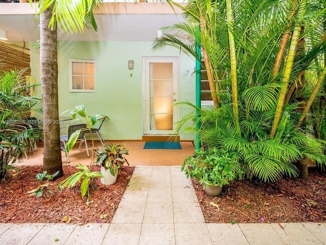 Photo - 1127 Meridian Ave Unit 71127