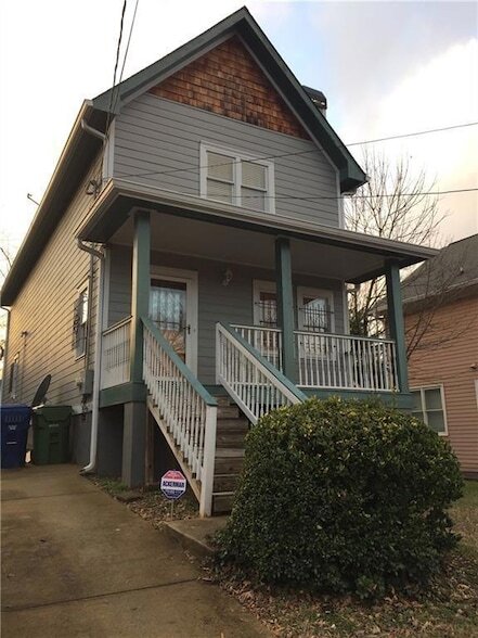 Building Photo - 685 Garibaldi St SW