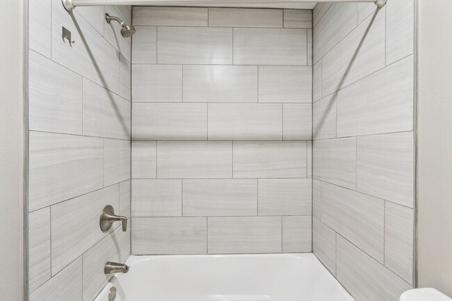 Photo - Woodland Reserve Apartments