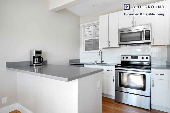 Photo - 2232 North Point St Unit SI FL3-ID434