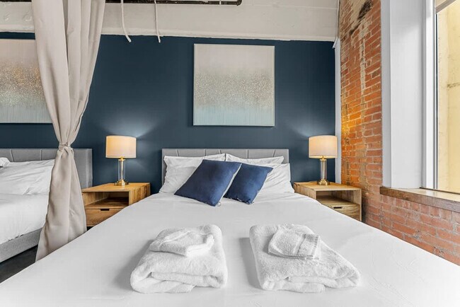 Photo - 555 Evergreen St Unit ID1055883P