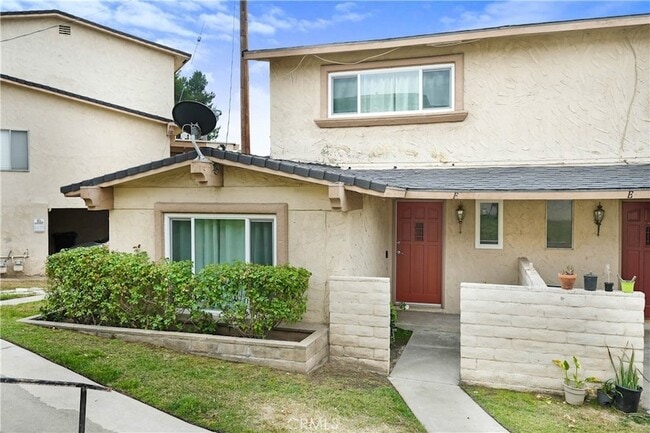 Building Photo - 3700 Mountain Ave N Unit 3F