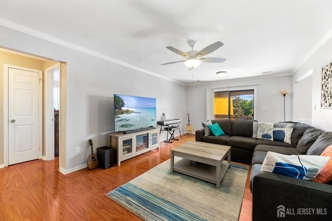 Photo - 131 Beverly Hl Ter