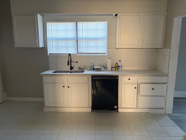 Photo - 2015 11th St