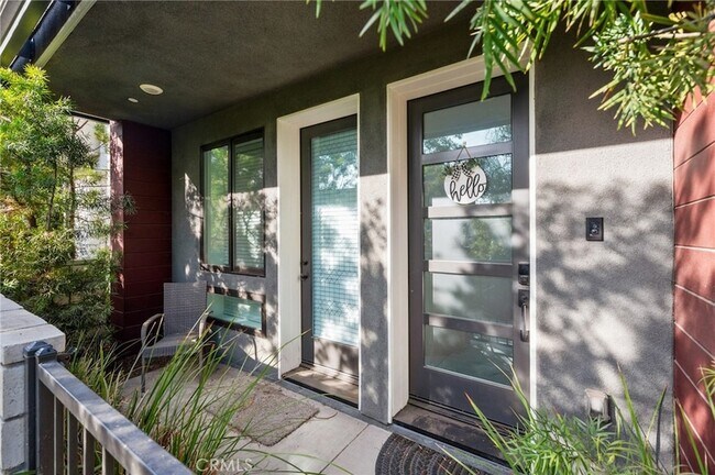 Photo - 277 Dockside Ln
