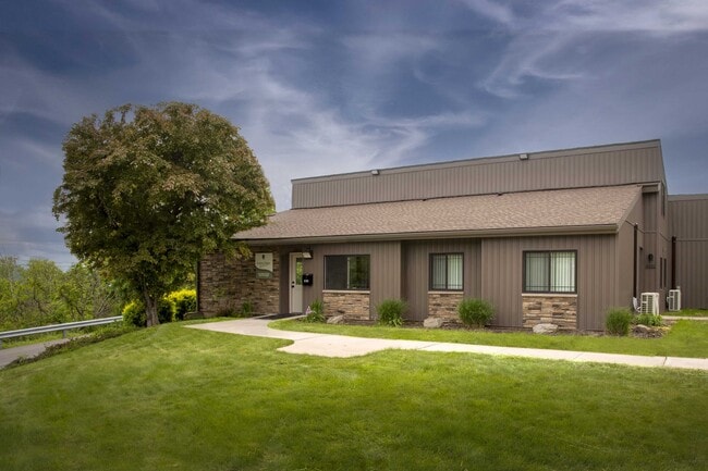 Building Photo - Indian Ridge Luxury Apartments