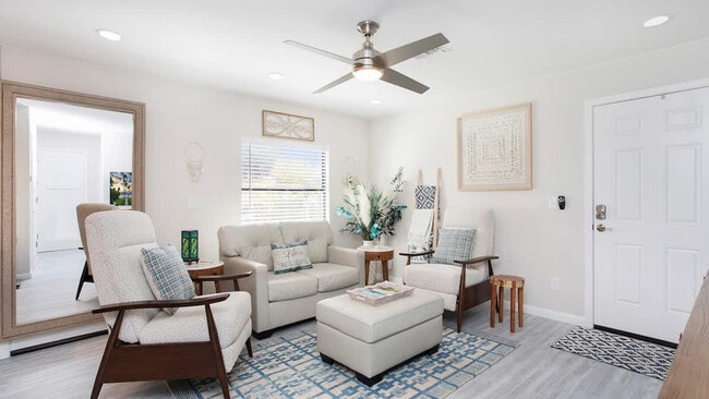 Building Photo - 4411 Little Hickory Rd Unit SI ID1534826P
