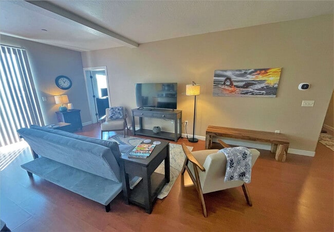 Building Photo - 606 W S Temple St Unit ID1389255P