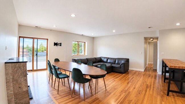Photo - 6005 N Kimball Ave Unit 2A