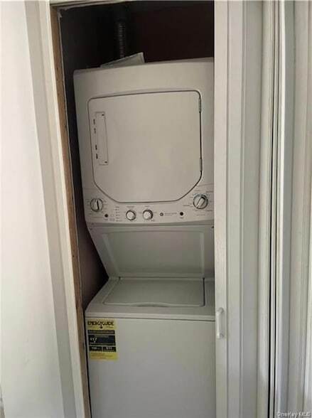 Photo - 32 Scarborough Ln Unit D