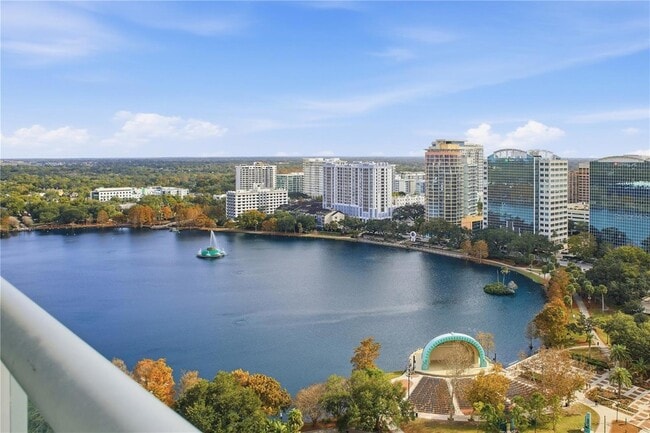 Building Photo - 150 E Robinson St Unit 2002