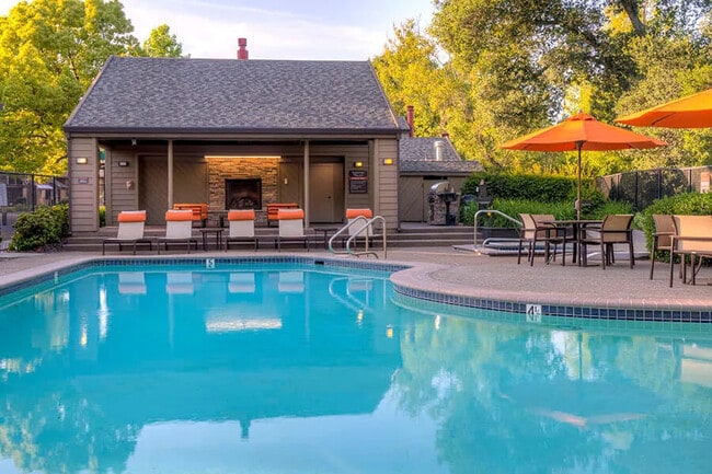 Building Photo - Towpath Village