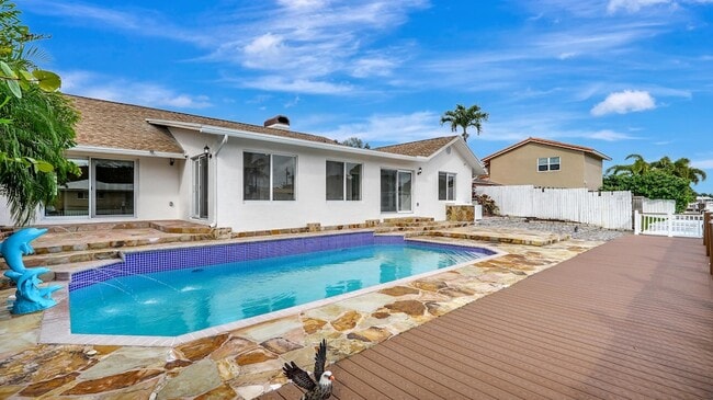 Photo - 1412 NE 53rd Ct