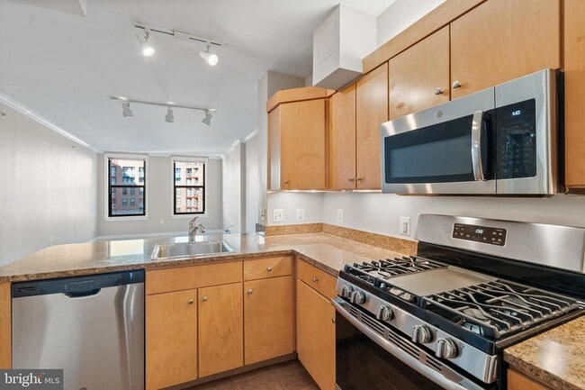 Photo - 631 D St NW Unit 1037