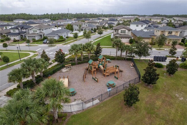 Photo - 6687 Alder Rd