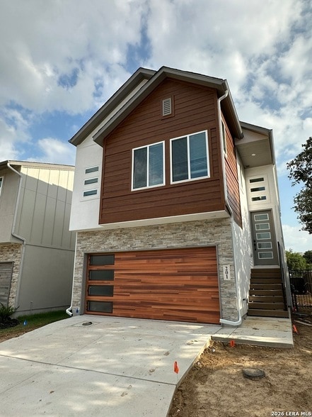 Photo - 20675 Huebner Rd