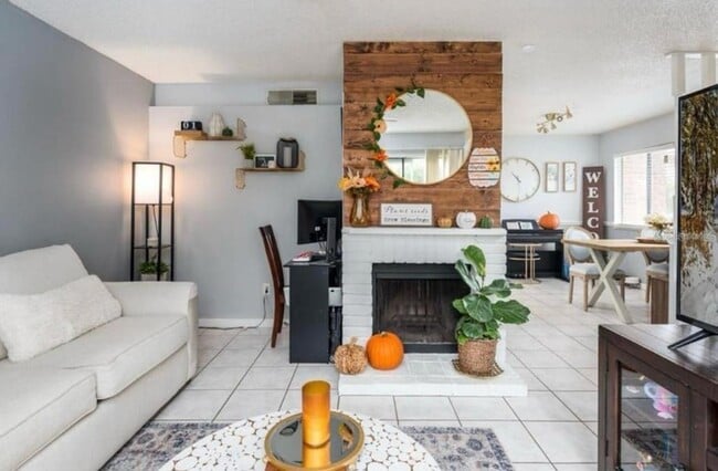 Photo - 2342 Huntington Green Ct Unit 2