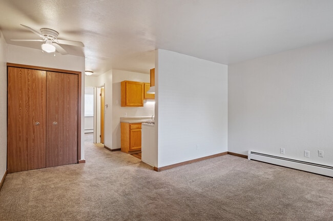 Photo - Prairie Creek Apartments