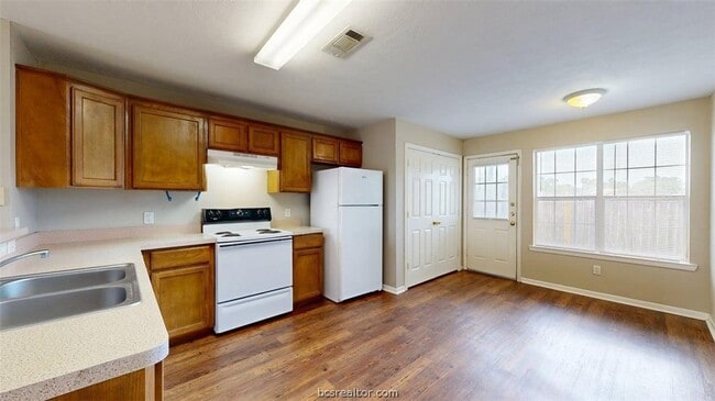 Photo - 1507 Hollowhill Drive Unit A Unit A