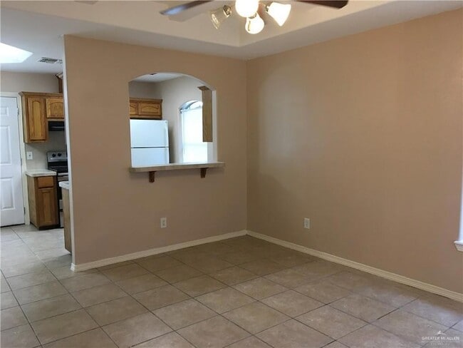 Photo - 3110 E Diamondhead Ave Unit B