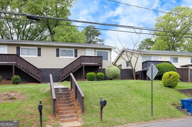 Photo - 1040 Herndon St NW Unit B