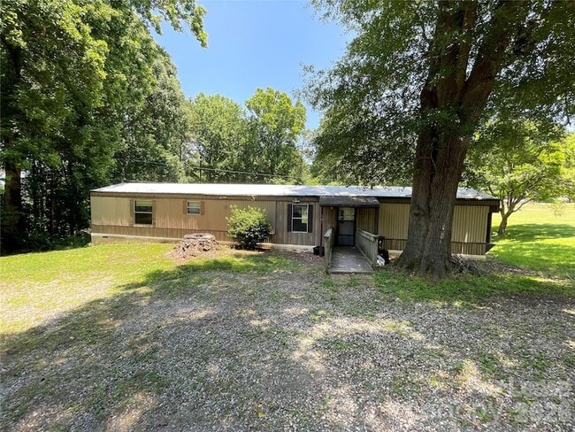 Building Photo - 6409 Glenn Teague Rd
