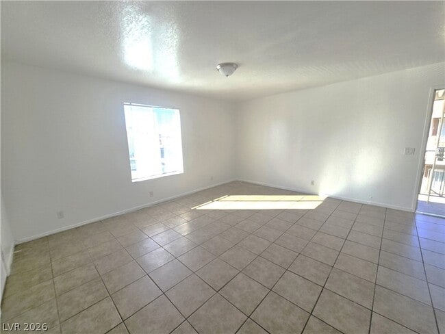 Photo - 1812 Fulstone Way Unit 3