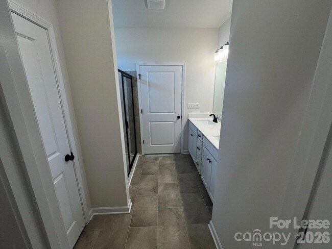 Photo - 1100 Langston Ln