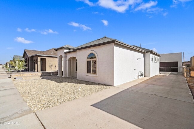Photo - 14328 Chris Zingo Ln