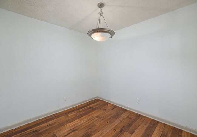 Photo - Waters Edge Apartments