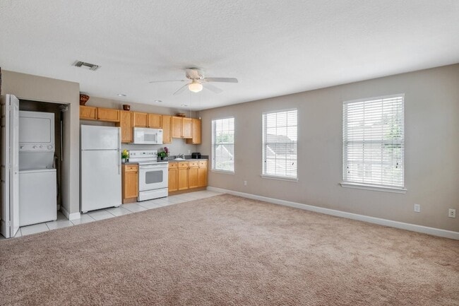 Photo - 3253-1 Stanhope Drive