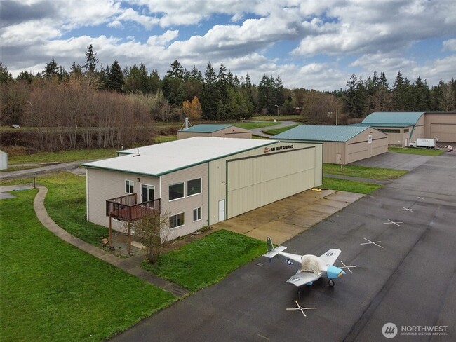 Photo - 191 Airport Rd