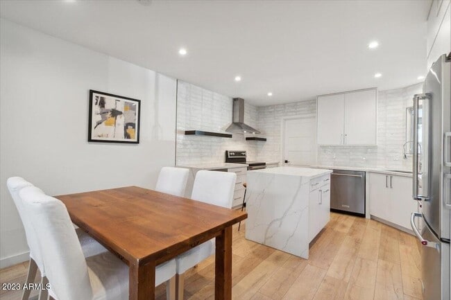 Photo - 6819 N 73rd St