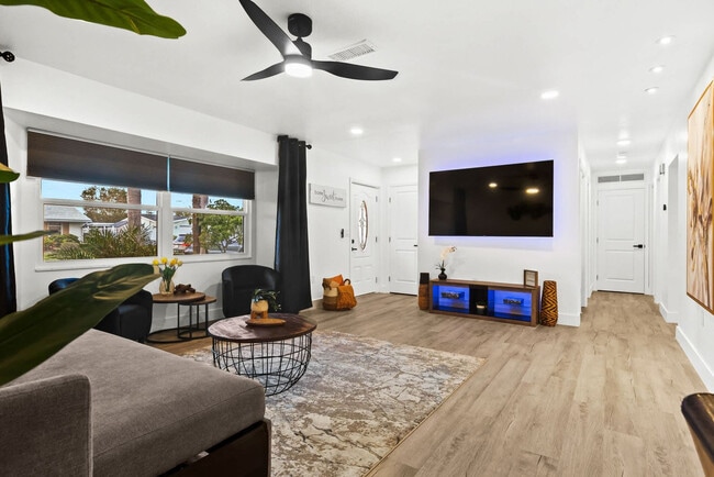 Photo - 1311 Cypress Ave Unit ID1346495P