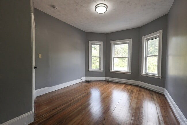 Photo - 181 Norfolk St Unit 2