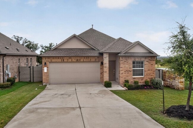 Photo - 941 Legends Ln
